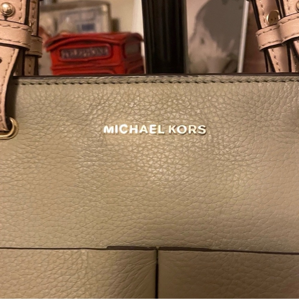 Michael Kors Sage Green tote Giveaway! - Picture 2 of 14
